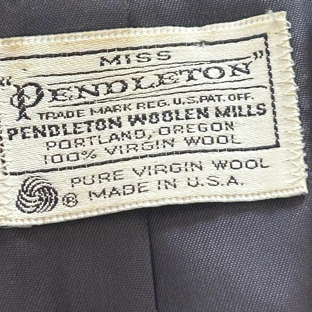 Vintage Miss Pendleton Single Breasted Navy Wool Blazer 8 - Picture 2 of 9